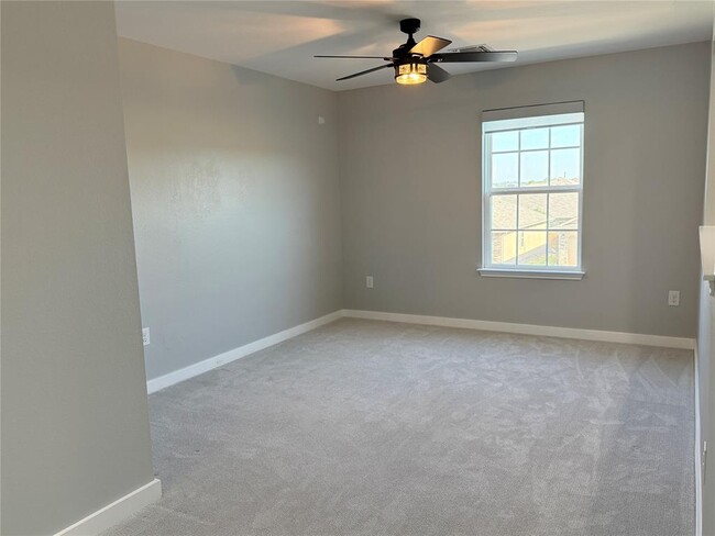Building Photo - 6609 Ranchito Dr