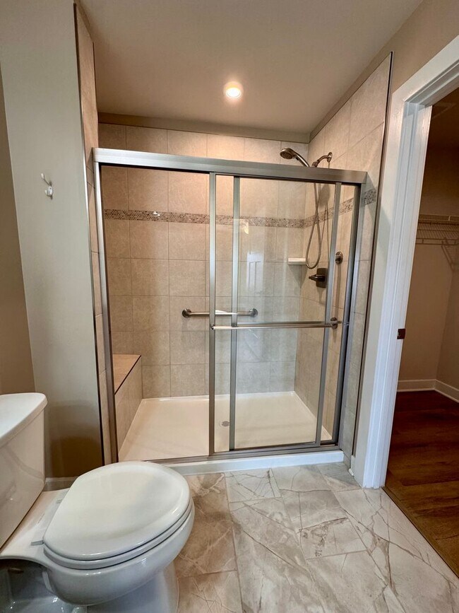 Building Photo - Duplex for Rent in McGaheysville