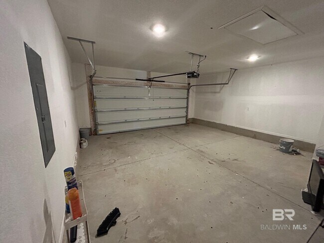 Building Photo - 20866 Petal Dr