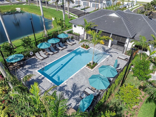 Building Photo - 4957 Oakmont Dr