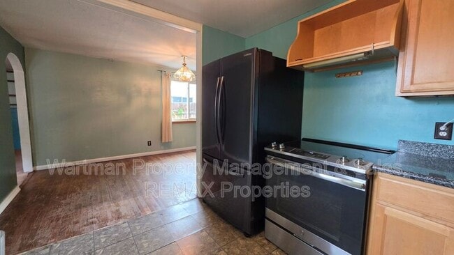 Building Photo - 2524 N Farragut Ave