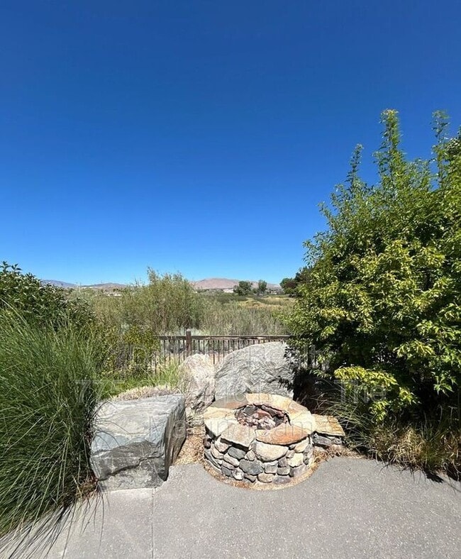 Building Photo - 6785 Eagle Wing Cir