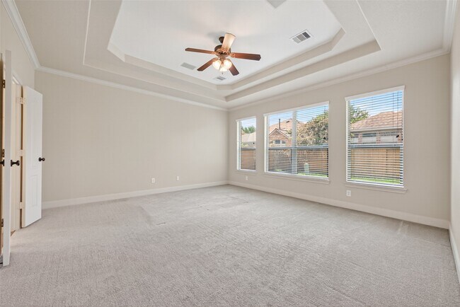 Building Photo - 17311 Quiet Shores Dr