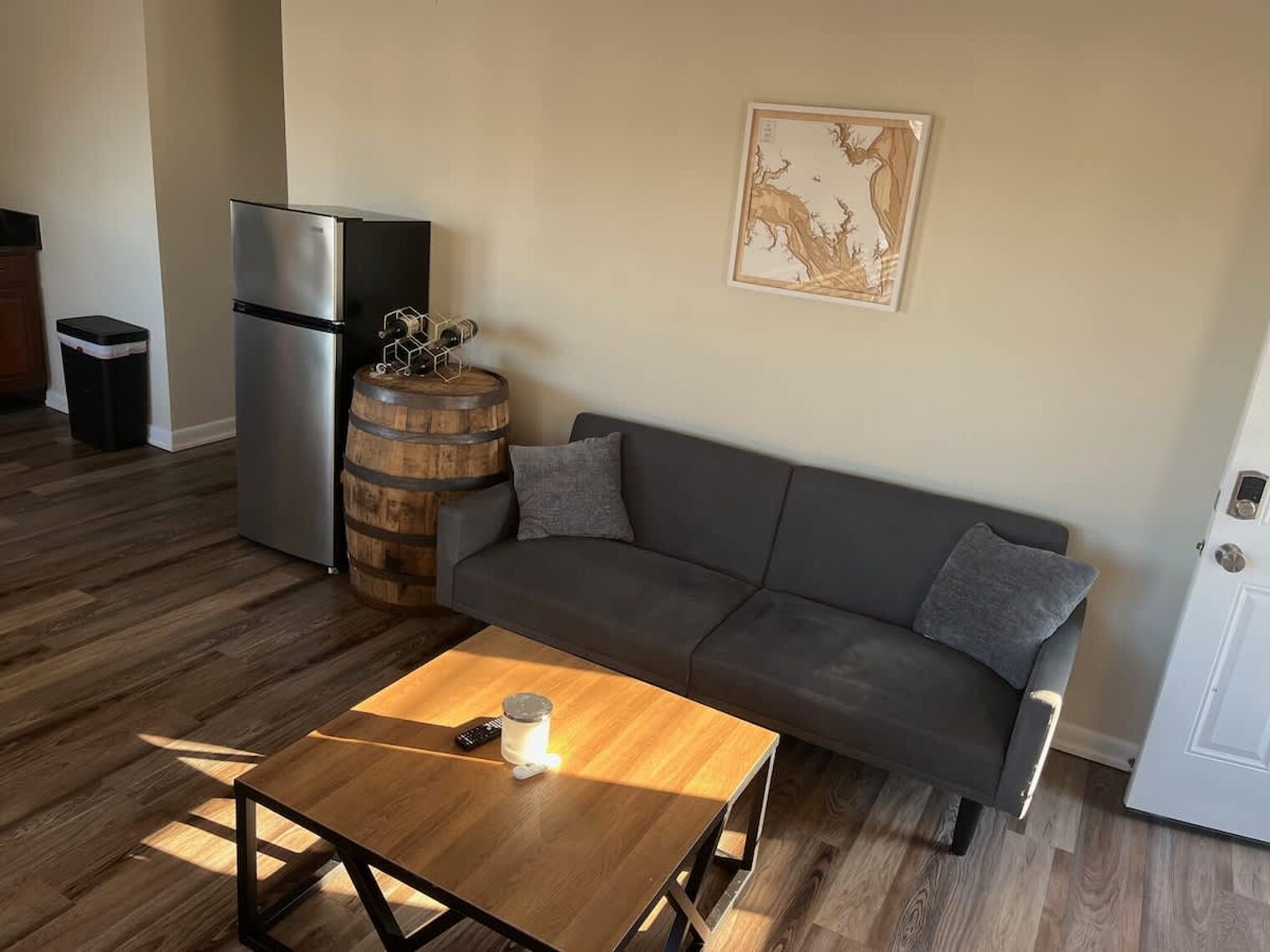 Building Photo - 14380 Calvert St