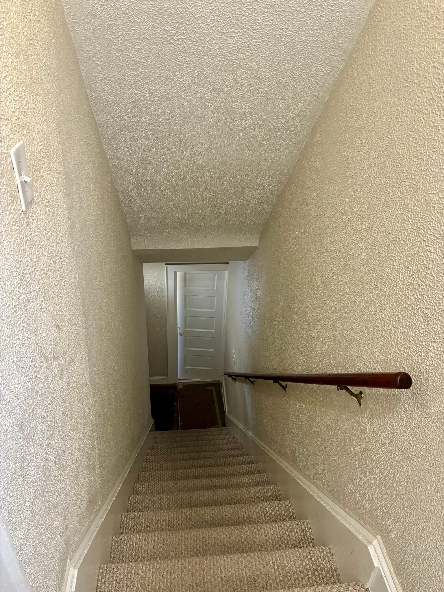 Building Photo - 42 Primrose St