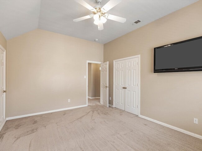 Building Photo - 8129 Springmoss Dr