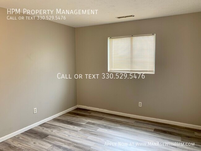 Building Photo - 4229 Middlebranch Ave NE