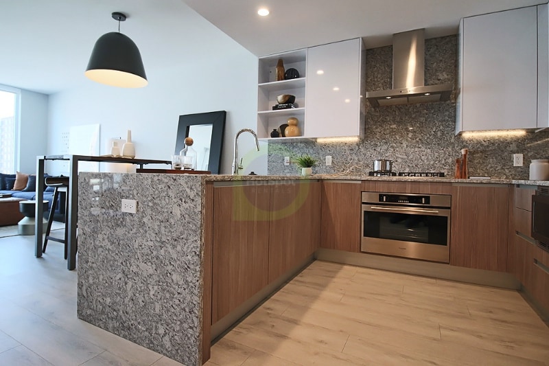 Building Photo - 1147 N Wells St