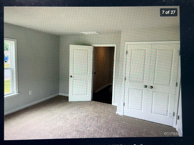 Building Photo - 8837 Foxway Rdg Ln
