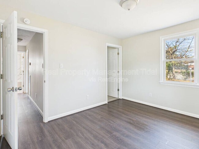 Building Photo - 8000 Diggs Rd