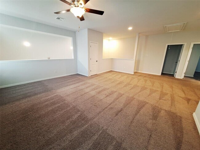 Building Photo - 5900 Bucine Cv