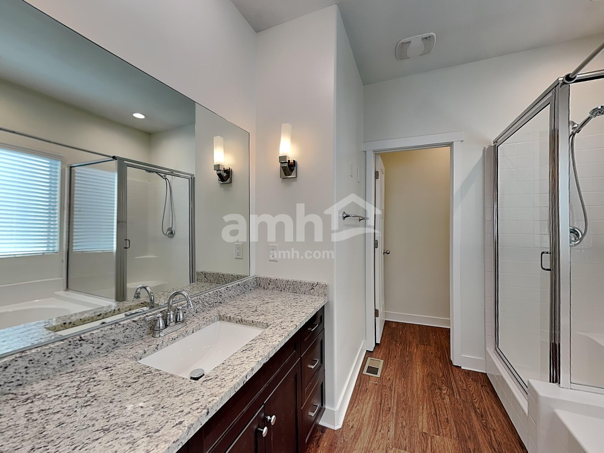 Building Photo - 602 Koins Way