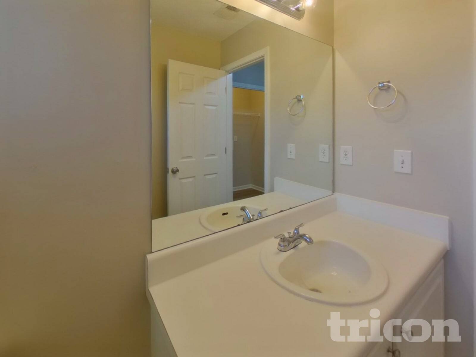Building Photo - 151 Prity Ct
