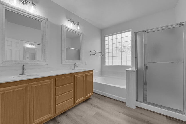 Building Photo - 4319 N Thunder Twice St