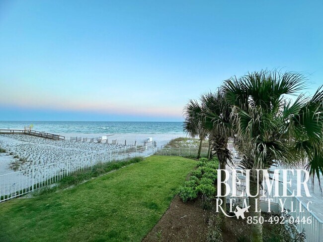 Building Photo - Upscale 3 BR 3 BA furnished Condo On the Gulf for 12 Month Lease