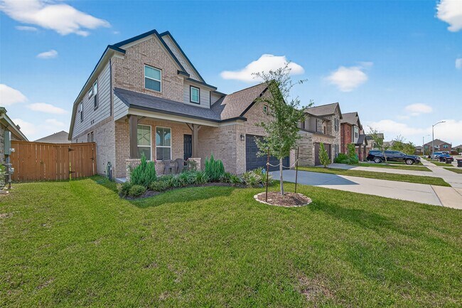 Building Photo - 21319 Tropisea Dr
