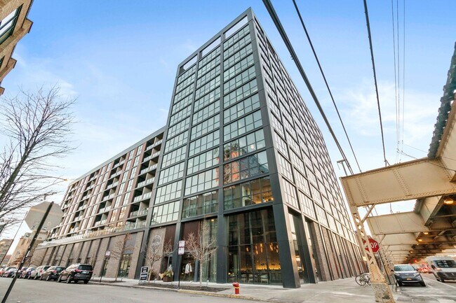 Building Photo - 183 N Ada St
