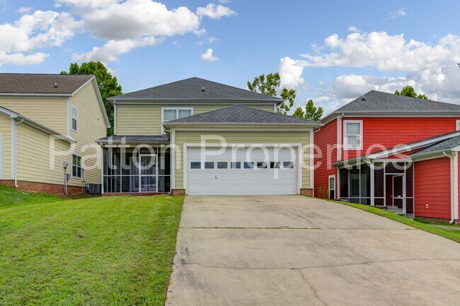 Building Photo - Rosewood Hills Home