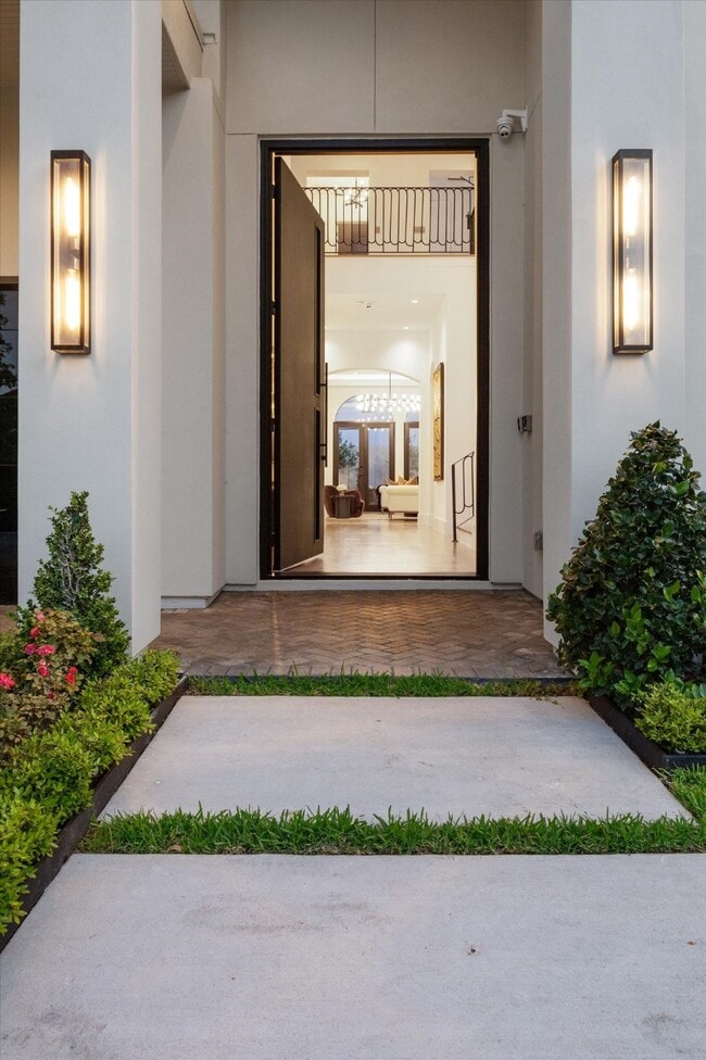 Building Photo - 7 Lana Ln