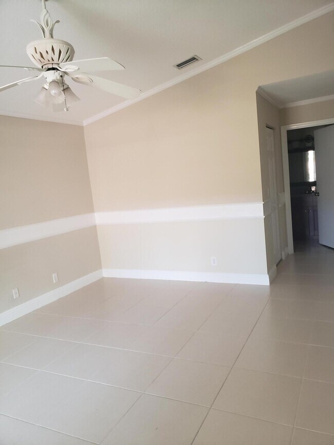 Building Photo - 1448 Waterway Cove Dr