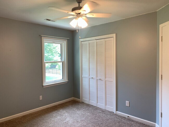 Building Photo - Fantastic Renovated Residence, Large Yard,...