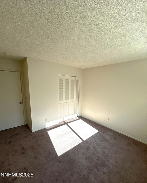 Building Photo - 5020 Catalina Dr