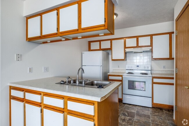 Interior Photo - Eaglewood Apartments