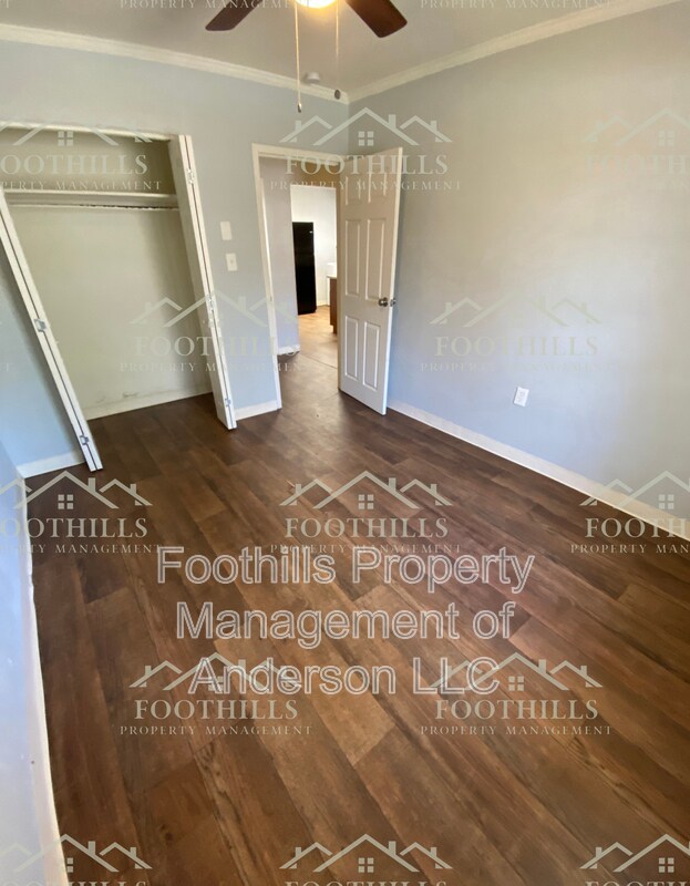 Building Photo - 1012 Kennedy St