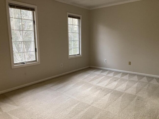 Building Photo - 4705 Weatherhill Dr