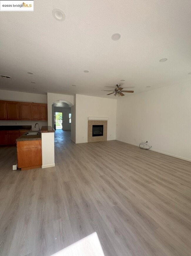 Building Photo - 2638 Breaker Way