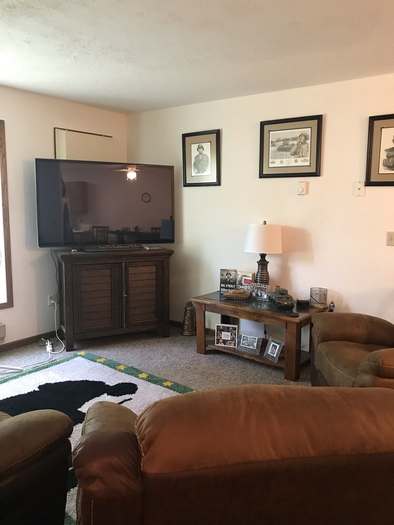 Living Room - 50950 Rose Ln