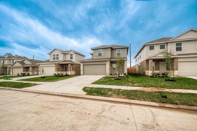 Building Photo - 5630 Avalon Woods Dr