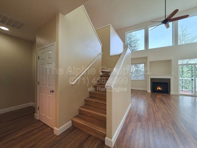 Building Photo - 13760 SW Mapleview Ln