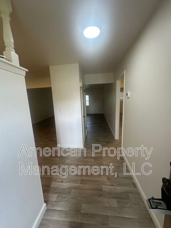 Building Photo - 2320 S 84th E Ave
