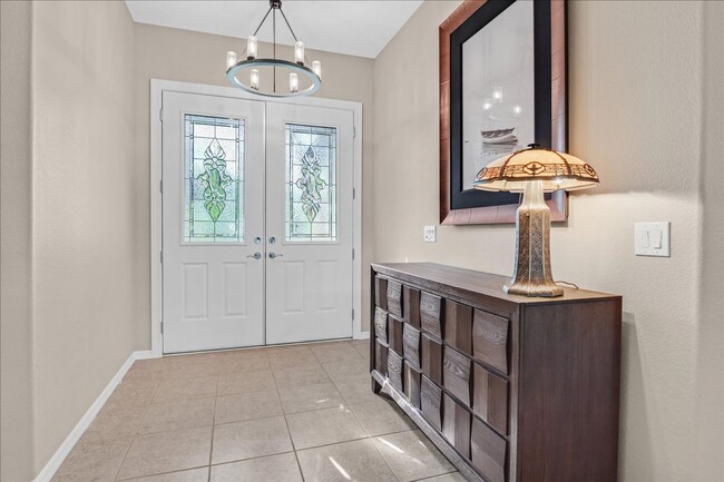 Building Photo - Rental Home with Large Pool