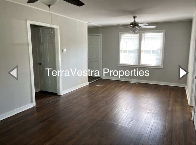 Building Photo - 3 Bed/1 Bath Single Family Home in Upper D...