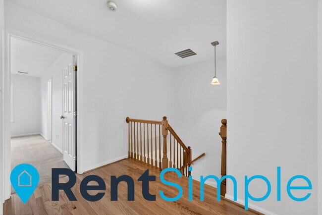 Building Photo - 13136 Ashnut Ln