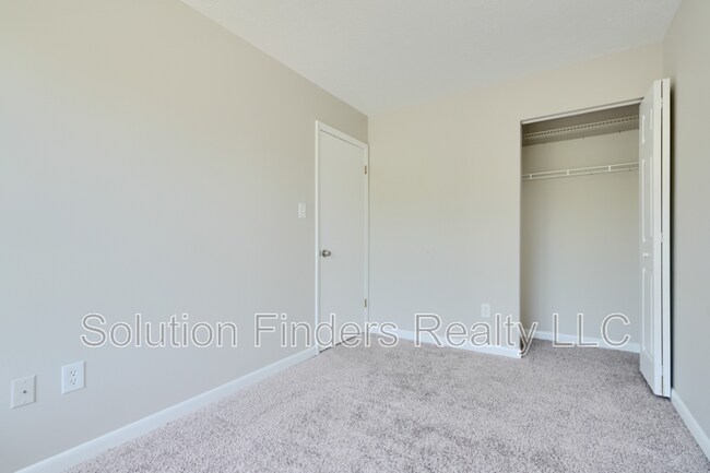 Building Photo - 3419 Clairborne Way