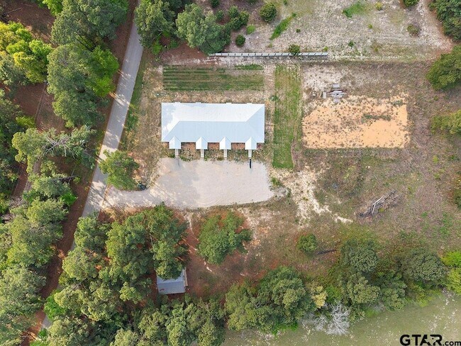 Building Photo - 18754 County Rd 437