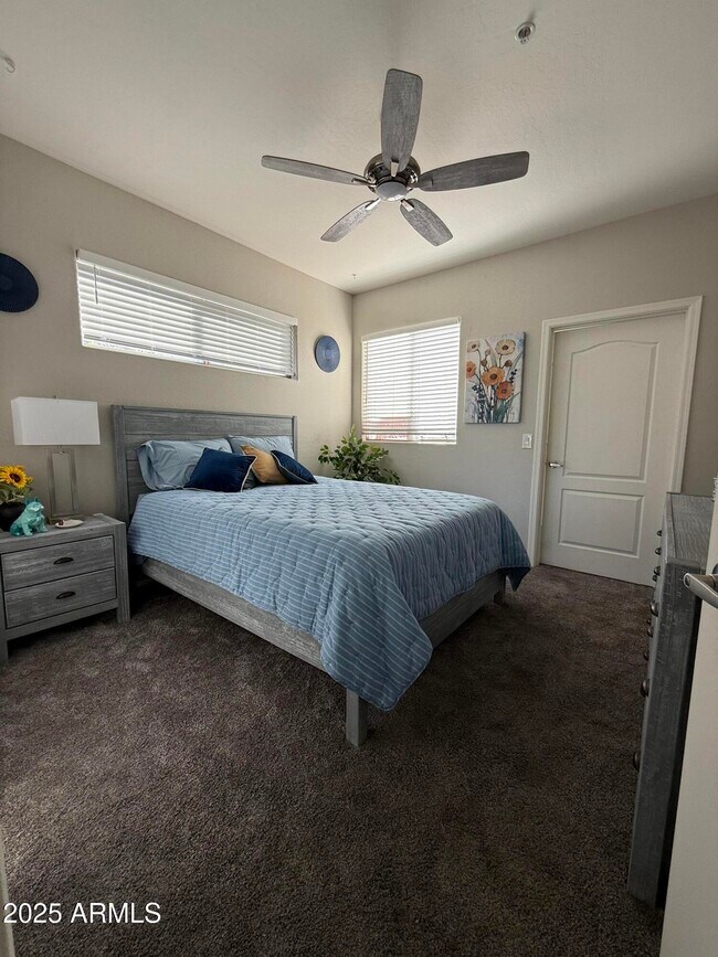 Building Photo - 9065 E Gary Rd