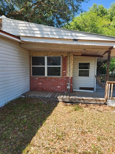 Building Photo - 5670 Lauramore Rd