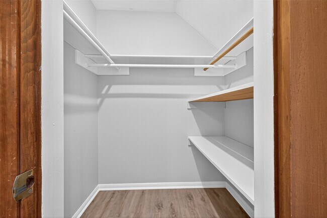 Building Photo - 1714 Corral Dr