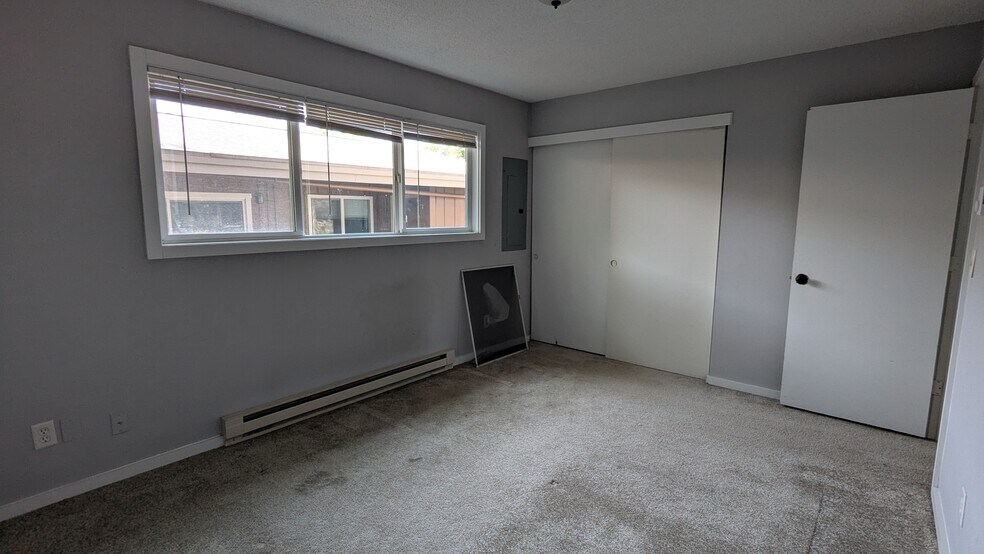 Bedroom 1 - 2910 SE Gladstone St