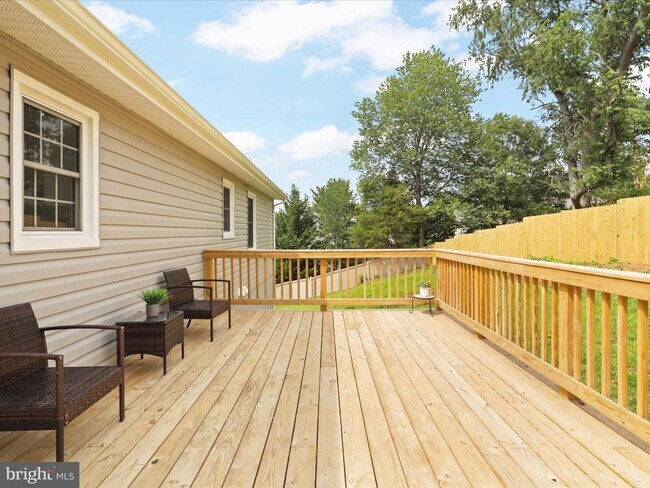 Building Photo - 3416 Sunny View Dr