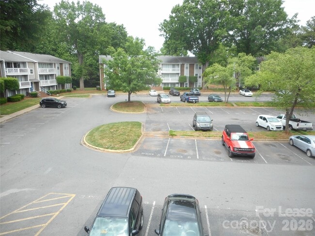 Building Photo - 9329 Old Concord Rd