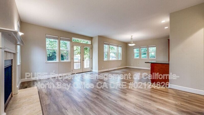 Building Photo - 14600 Jomark Ln