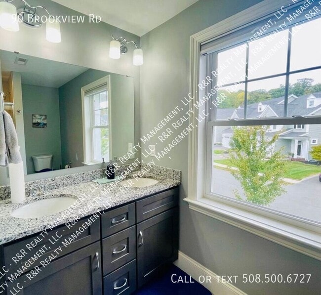 Building Photo - 90 Brookview Rd