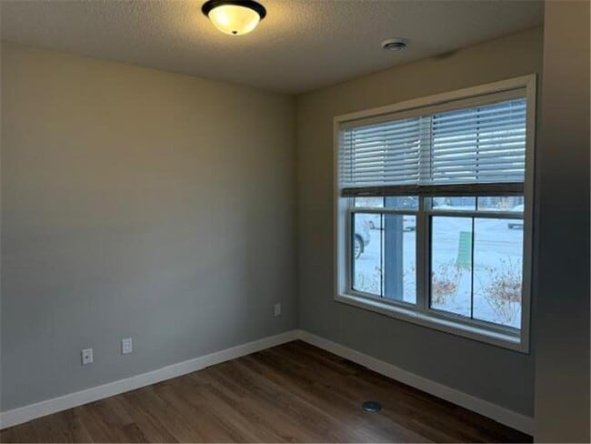 Building Photo - 11341 51st St NE