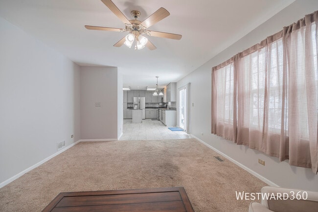 Building Photo - 164 Forestview Ct