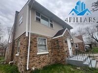 Building Photo - "Spacious 4-Bed, 2-Bath Gem on Kentucky St...